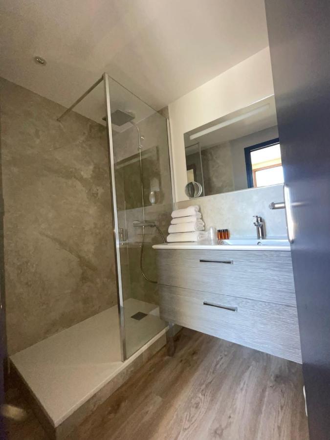 Logis Hotel Du Large Plougonvelin Ngoại thất bức ảnh